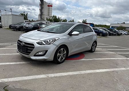 Hyundai i30 blue Passion