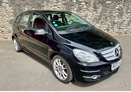Mercedes-Benz B 180 | 2.HAND | AKTUELLE INSPEKTION | TÜV 1.27