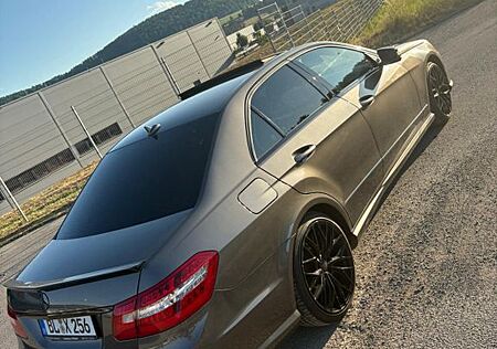 Mercedes-Benz E 350 4MATIC -