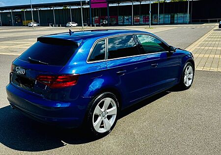 Audi A3 1.6 TDI S tronic design Sportback design
