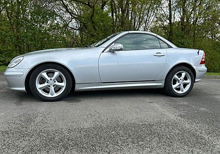 Mercedes-Benz SLK 320 - Cabriolet