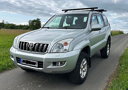 Toyota Land Cruiser 3.0 D-4D Automatik gepflegt