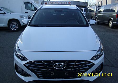 Hyundai i30 cw Trend Mild-Hybrid Navi Klimaautomatik