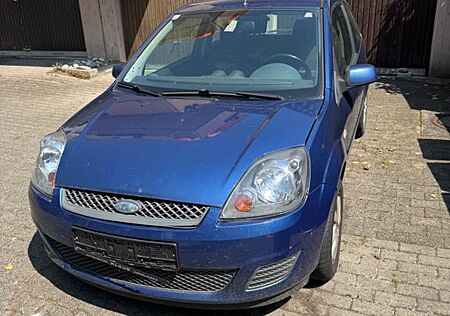 Ford Fiesta 1,3 51 kW Ambiente Ambiente