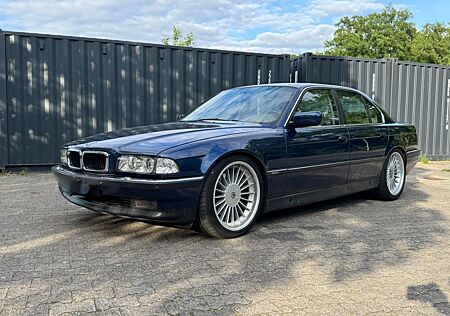 BMW 750i V12