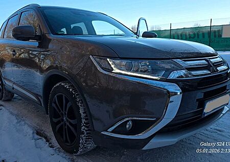 Mitsubishi Outlander 2.2 DI-D Edition 100+ 4WD Automati...