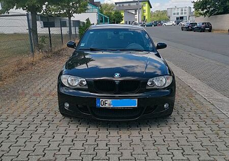 BMW 120i -