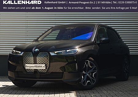 BMW iX 40 xDrive-Driving Ass Prof-HarmanKardon-Sitzb