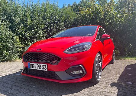 Ford Fiesta 1,5 EcoBoost ST mit Leder-Exklusiv-Paket