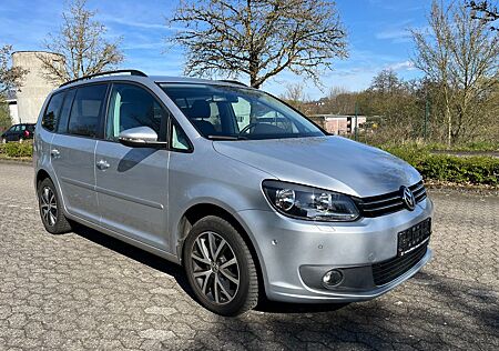 VW Touran Volkswagen 2.0 TDI Comfortline 7-Sitz/TÜV/ZAHNR.NEU!