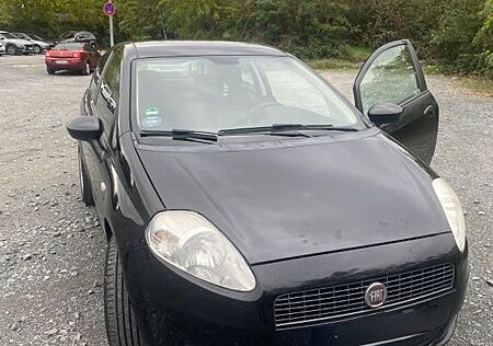 Fiat Punto gebraucht kaufen Fiat Punto 1.4 8V Active Active