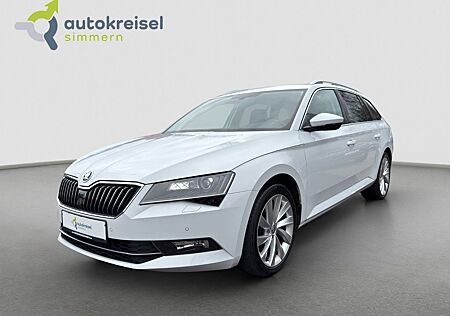 Skoda Superb °Combi°Style°4x4°Navi°Dsg°Pdc°Memory°Ahk°