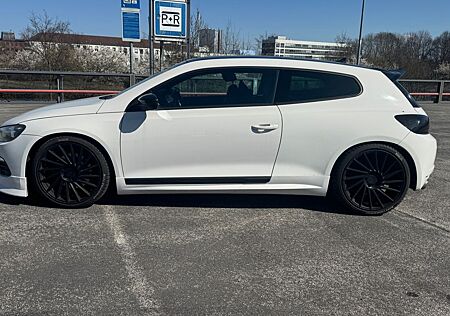 VW Scirocco Volkswagen 2.0 TSI -