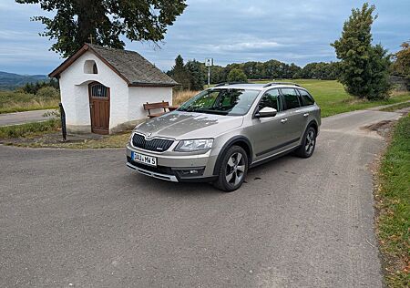 Skoda Octavia 2.0 TDI DSG 4x4 Scout Combi Scout