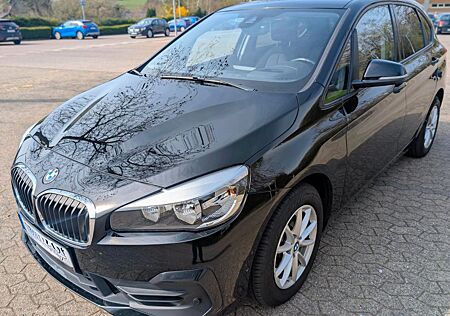 BMW 2er 220 Active Tourer 220i Steptronic DCT -