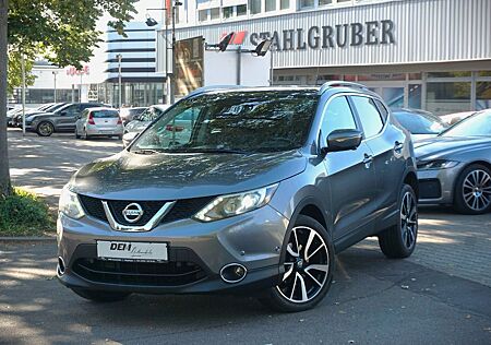Nissan Qashqai Tekna 4x4 / 360° Kamera / Glasdach /2.HD