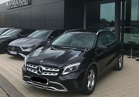 Mercedes-Benz GLA 180 -Top Zustand