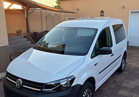 VW Caddy gebraucht kaufen VW Caddy Volkswagen 2,0TDI 75kW BMT Comfortline 5-Sitz Com...