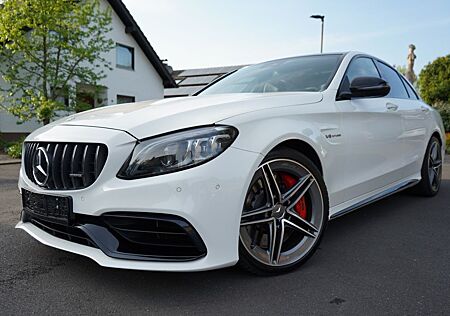 Mercedes-Benz C 63 AMG C 63s AMG V8 Lim./ Scheckh./ Burmester/ Pano