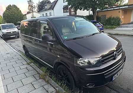VW T5 Multivan Volkswagen Highline 4Motion Wolfsburg Sondered.