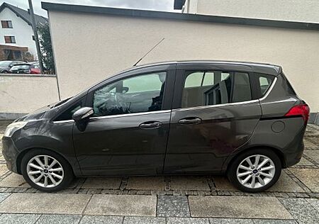 Ford B-Max 1,0 EcoBoost 88kw Titanium