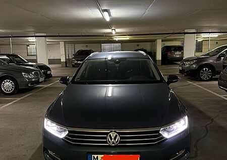 VW Passat Variant Volkswagen 2.0 TDI DSG Comfortline Varia...