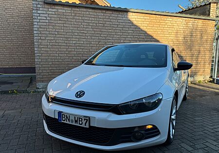 Volkswagen Scirocco 1.4 TSI - TÜV NEU