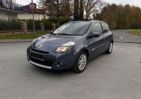 Renault Clio Authentique 1.2 16V 75 Authentique