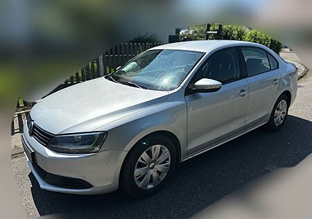 VW Jetta Volkswagen 1.2 TSI Comfortline Comfortline