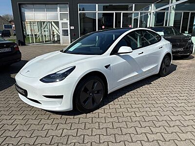 Tesla Model 3 Basis RWD
