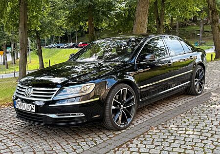 VW Phaeton Volkswagen 4.2 V8 4MOTION Tiptronic 5-Sitzer -