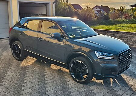 Audi Q2 40 TFSI S tronic quattro -