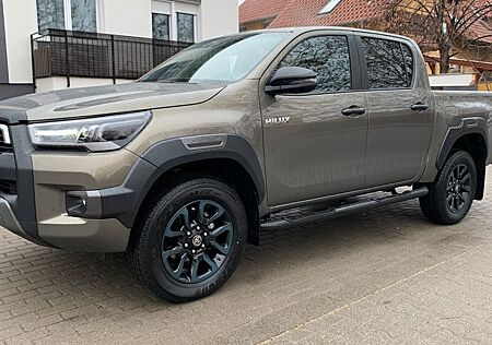 Toyota Hilux 2.8 D-4D 4X4 INVINCIBLE MY25,NET. EXPORT