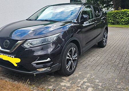 Nissan Qashqai 1.3 DIG-T 160PS N-CONNECTA N-CONNECTA