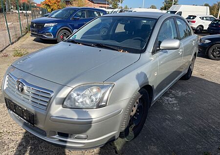 Toyota Avensis 1.8 Sol Lim.