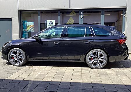 Skoda Octavia Combi RS AHK+Pano+Ergo-Sitze+Challenge