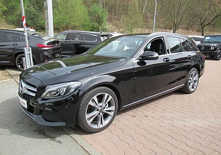 Mercedes-Benz C 180 T Avantgarde 9G-TRONIC*LED*SHZ*Navi