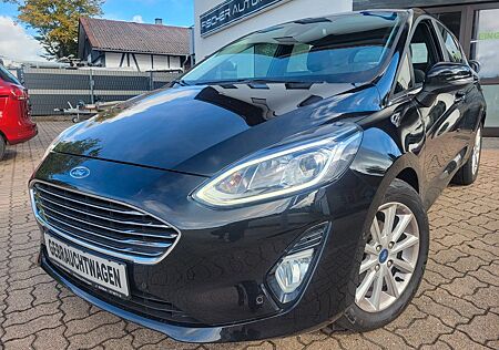 Ford Fiesta 1,0 Titanium/Tot-W/Kam/Sitz/Navi/Alu/