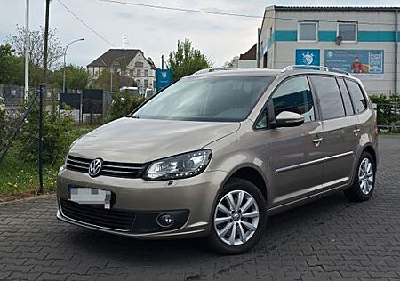 VW Touran Volkswagen 2.0 TDI DSG Highline