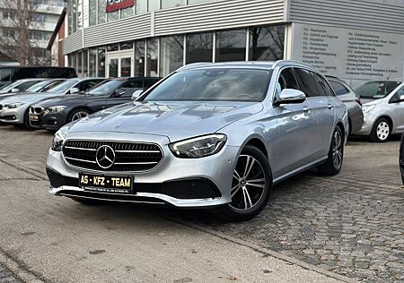 Mercedes-Benz E 200 AVANTGARDE Navi Ambiente Led Pdc W&S Ahk