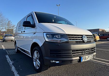 VW T6 Transporter Volkswagen T6 LED DSG AHK STH NAV KAM MwSt. ChekH.