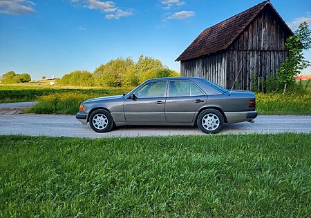 Mercedes-Benz E 250 W124, 250 Turbodiesel - H-Kennzeichen