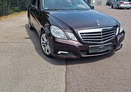 Mercedes-Benz E 250 BlueEFFICIENCY -