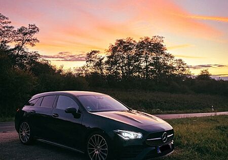 Mercedes-Benz CLA 200 Shooting Brake Night Paket - AMG Line