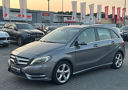 Mercedes-Benz B 200 CDI Sportpaket*LED*Kamera*ALU*