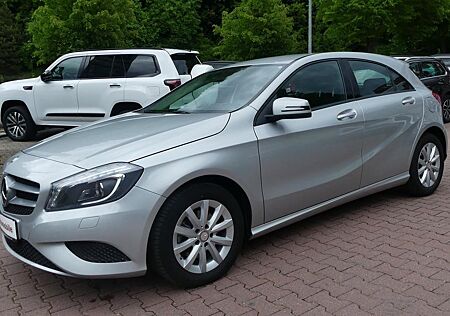 Mercedes-Benz A 180 *Bluetooth*Lichtautomatik*CD*Scheckheft
