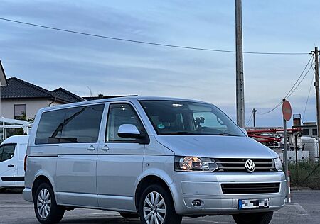 VW T5 Caravelle gebraucht kaufen VW T5 Caravelle Volkswagen T5 TDI Caravelle DSG 8-Sitzer-Top Ausstattung