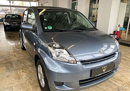 Daihatsu Sirion /1. Hand/53 tkm/Klima/Autm./Aux./