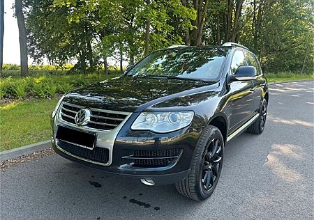 VW Touareg Volkswagen 3.0 V6 TDI Neu TÜV !
