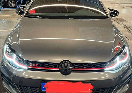 VW Golf Volkswagen 2.0 TSI DSG GTI Performance GTI Performance